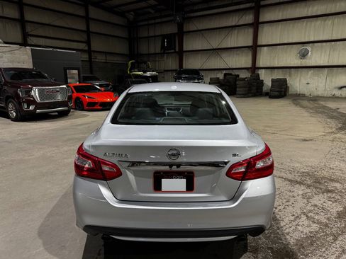 Used 2017 Nissan Altima 2.5 SL w/ Technology Package image 6