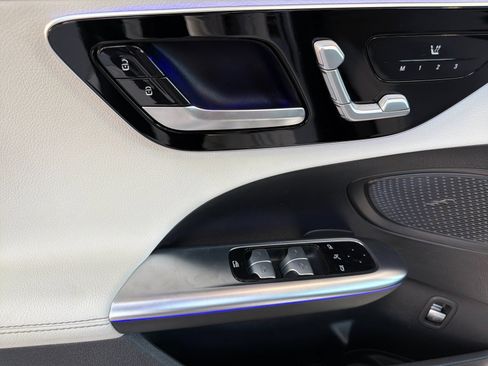 Certified 2023 Mercedes-Benz C 300 Sedan image 10