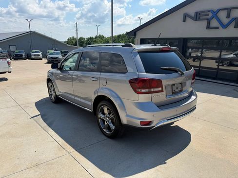 Used 2017 Dodge Journey Crossroad FWD image 7
