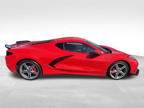 Used 2027 Chevrolet Corvette Stingray Coupe w/ Battery Protection Package RWD image 8