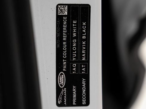 Used 2023 Land Rover Defender 110 AWD/4WD image 61