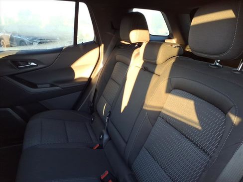 New 2026 Chevrolet Equinox LT w/ Midnight Edition image 11