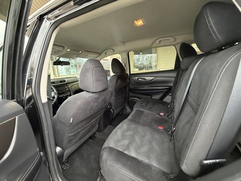 Used 2014 Nissan Rogue SV image 13