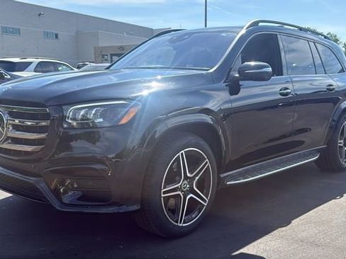 Certified 2024 Mercedes-Benz GLS 450 4MATIC image 7