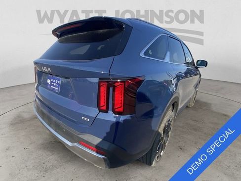 Certified 2026 Kia Sorento EX image 9