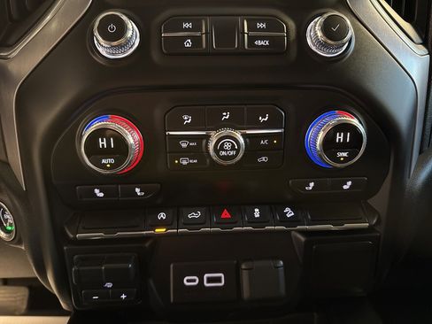 Used 2021 GMC Sierra 1500 Elevation w/ X31 Off-Road Package image 15