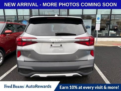 Used 2023 Kia Seltos LX image 6