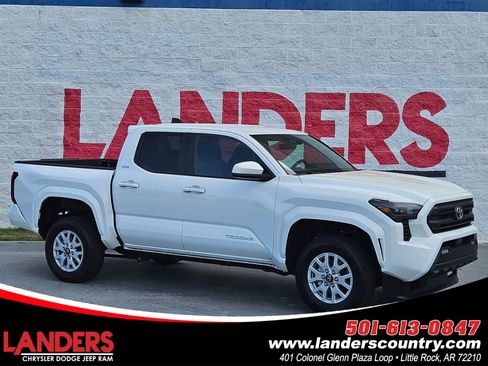 Used 2024 Toyota Tacoma SR5 image 1