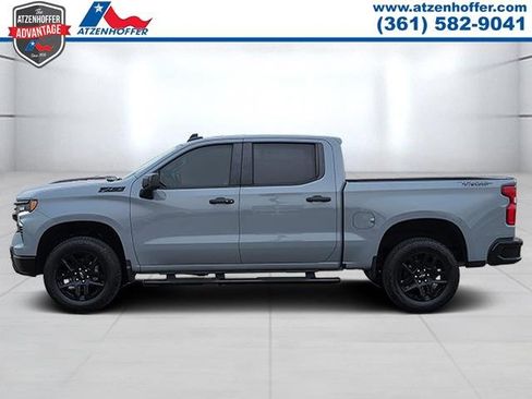 Used 2024 Chevrolet Silverado 1500 LT Trail Boss w/ Convenience Package II image 4