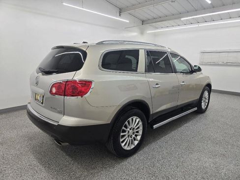 Used 2011 Buick Enclave CXL w/ LPO, Cargo Convenience Pkg FWD image 6