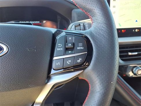 Used 2025 Ford Explorer ST-Line image 18