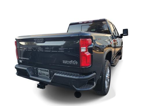 Used 2022 Chevrolet Silverado 2500 High Country w/ Z71 Off-Road Package AWD/4WD image 4