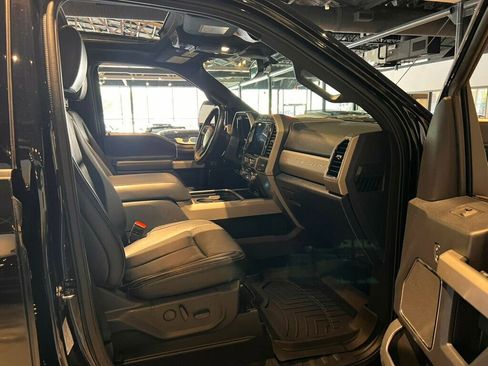 Used 2022 Ford F250 Lariat w/ Tremor Off-Road Package AWD/4WD image 31