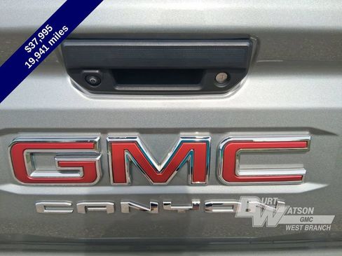 Used 2024 GMC Canyon AT4 w/ Canyon Safety Plus Package AWD/4WD image 19