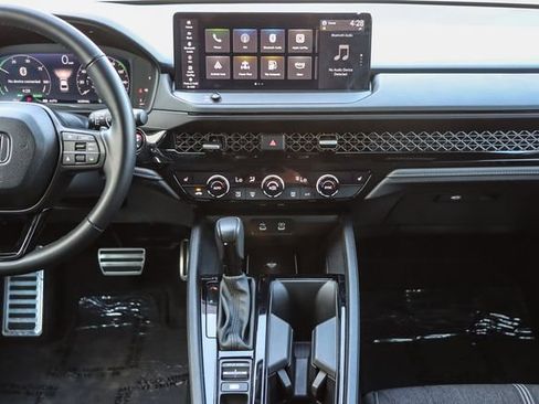 Certified 2025 Honda Accord Sport image 15