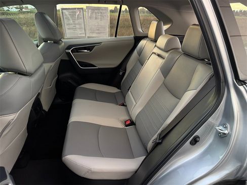 Used 2024 Toyota RAV4 Limited image 25