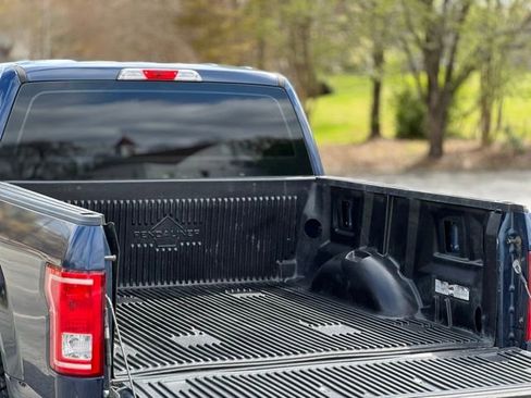 Used 2016 Ford F150 XL w/ Equipment Group 101A Mid AWD/4WD image 39