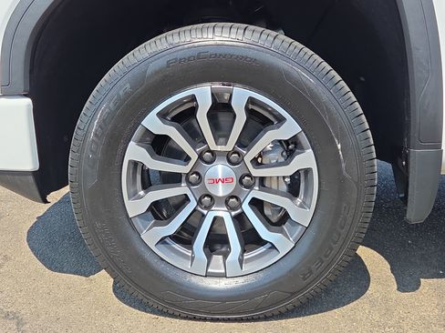 Used 2021 GMC Sierra 1500 AT4 AWD/4WD image 9