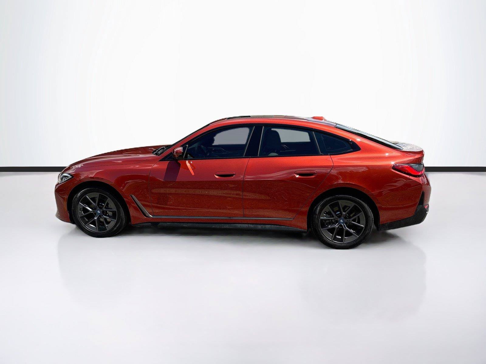 Used 2023 BMW i4 eDrive35 w/ Premium Package RWD image 5
