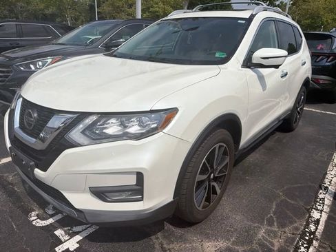 Used 2020 Nissan Rogue SL w/ Premium Package AWD/4WD image 5