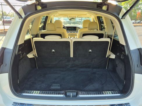 Used 2024 Mercedes-Benz GLS 450 4MATIC image 35