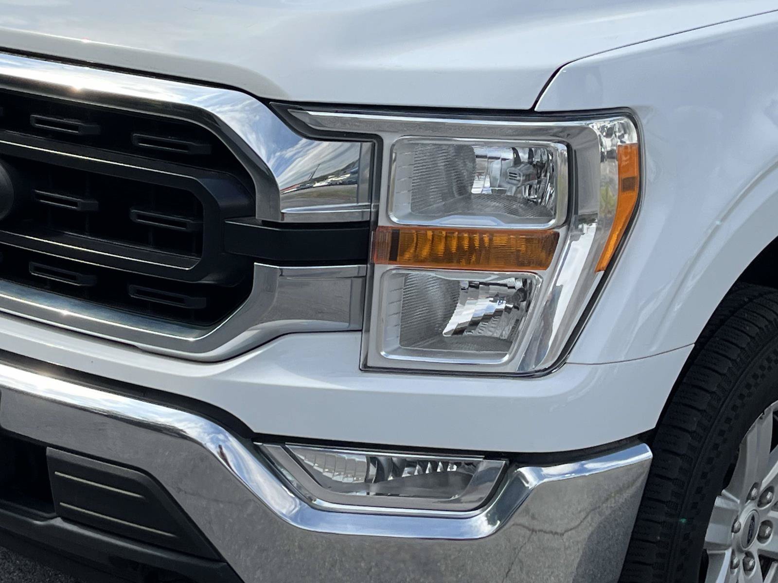 Used 2021 Ford F150 XLT w/ Trailer Tow Package AWD/4WD image 11