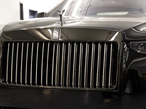 New 2026 Rolls-Royce Ghost Black Badge image 9