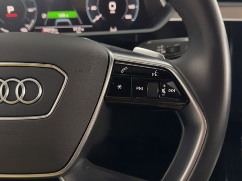 Used 2021 Audi e-tron Premium w/ Convenience Plus Package image 22