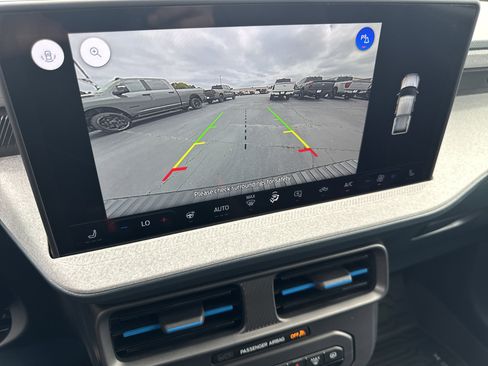 New 2025 Ford Maverick XLT w/ XLT Luxury Package FWD image 28