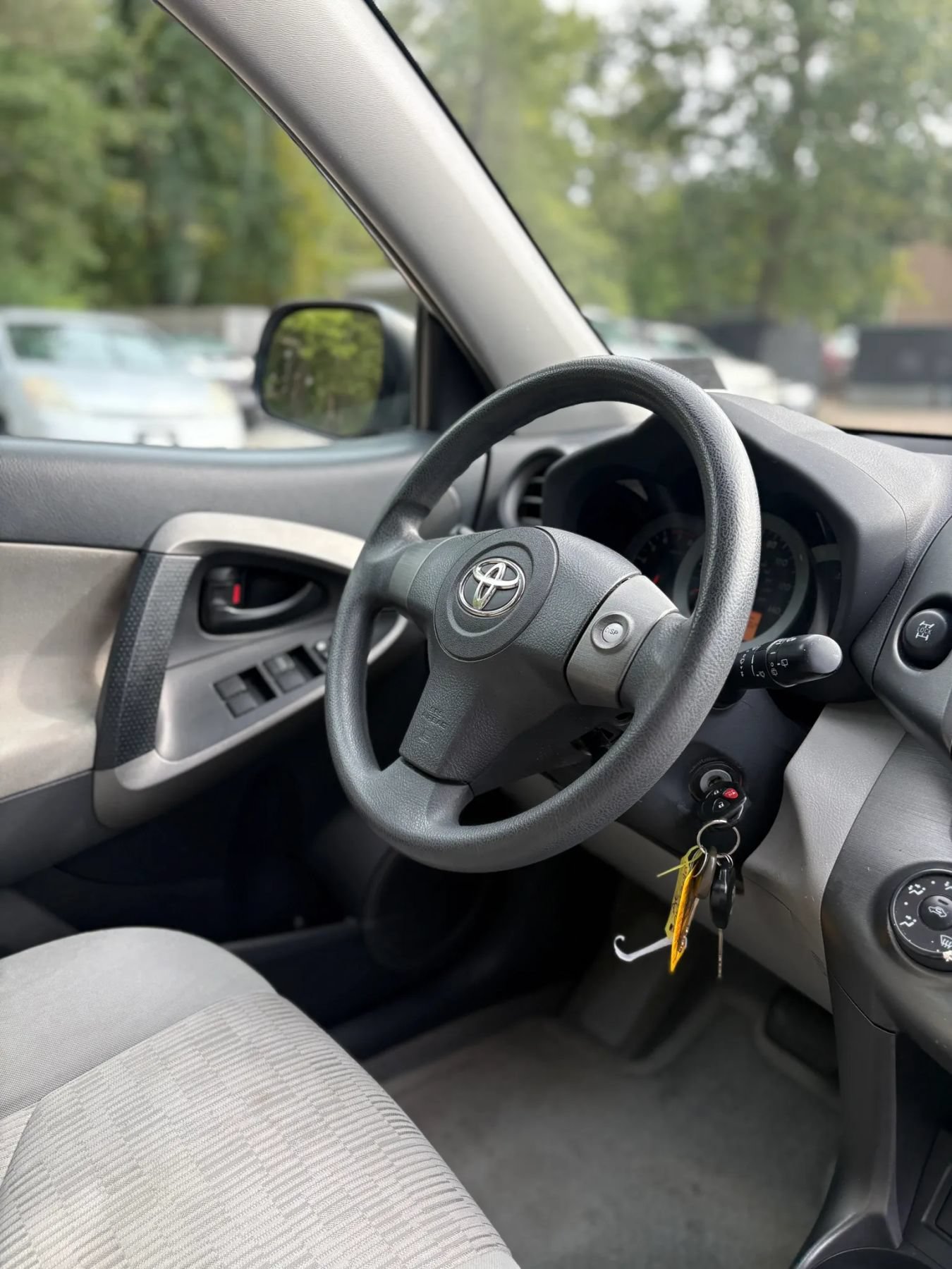Used 2010 Toyota RAV4 4WD w/ Base L4 Extra Value Pkg image 46