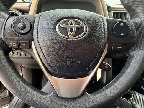 Used 2013 Toyota RAV4 XLE AWD/4WD image 21