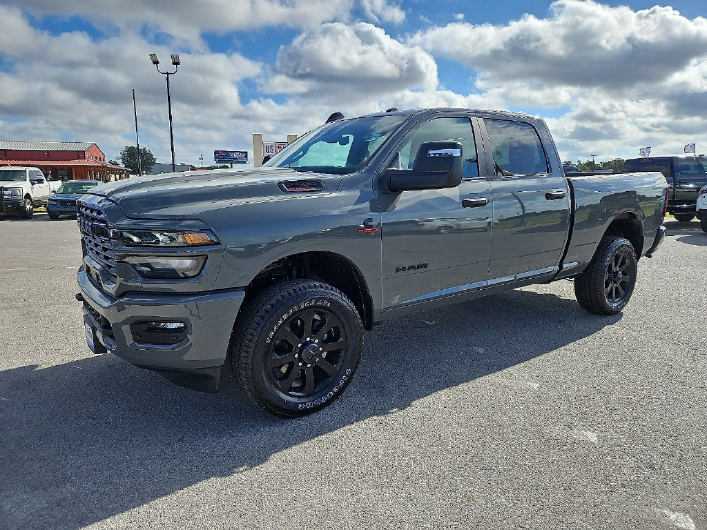 Used 2026 RAM 2500 Lone Star AWD/4WD image 2