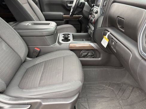 Used 2020 Chevrolet Silverado 1500 RST AWD/4WD image 12
