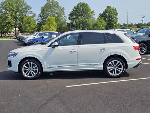 Used 2025 Audi Q7 3.0T Premium Plus AWD/4WD image 14