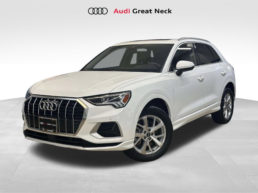 Used 2023 Audi Q3 2.0T Premium w/ Convenience Package AWD/4WD image 1