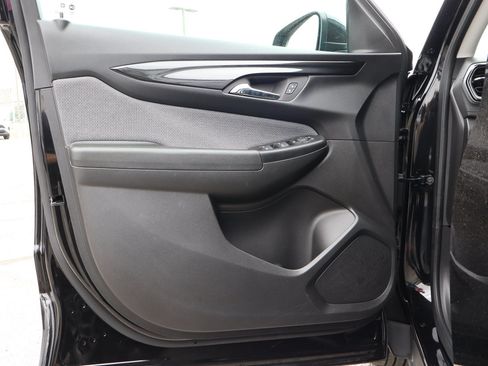 Used 2025 Chevrolet TrailBlazer LT FWD image 13