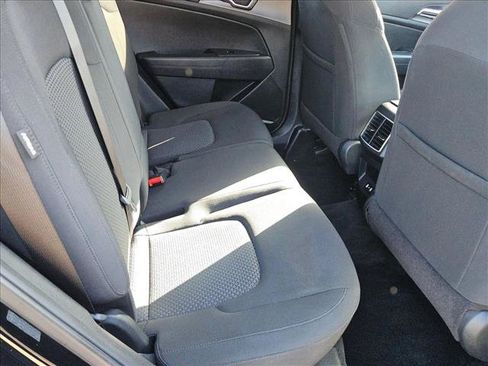 Used 2026 Kia Sportage LX FWD image 19