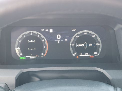 Used 2025 Toyota 4Runner Trailhunter image 19