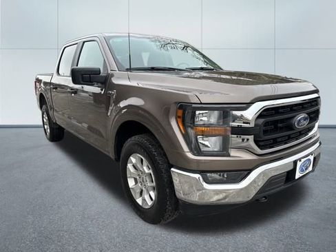 Used 2023 Ford F150 XLT image 2