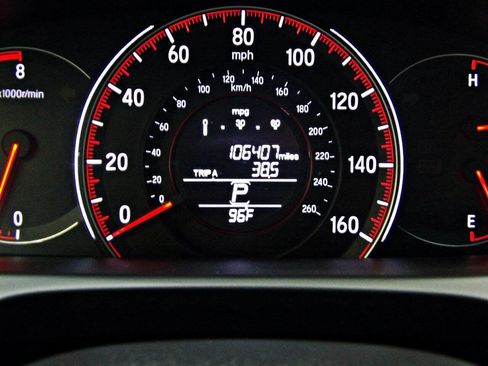 Used 2016 Honda Accord EX image 12