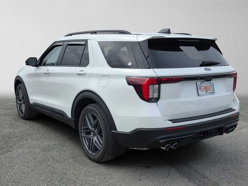 Used 2026 Ford Explorer ST w/ Sun And Sound Package AWD/4WD image 5