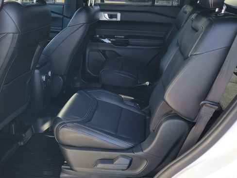 Used 2021 Ford Explorer ST w/ Equipment Group 401A AWD/4WD image 8