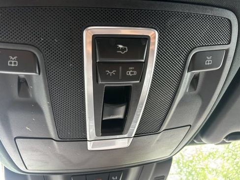 Used 2019 Mercedes-Benz GLS 450 4MATIC image 36