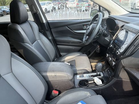 Used 2022 Subaru Ascent Onyx Edition image 5