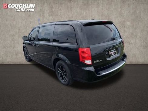 Used 2019 Dodge Grand Caravan GT FWD image 12