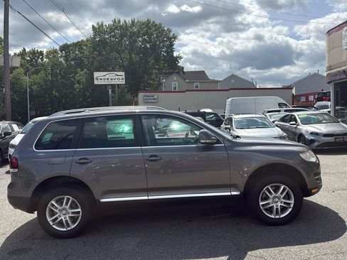 Used 2008 Volkswagen Touareg V6 AWD/4WD image 7