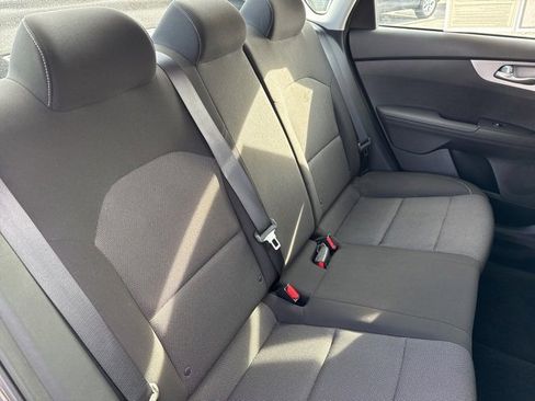 Used 2023 Kia Forte LXS image 33