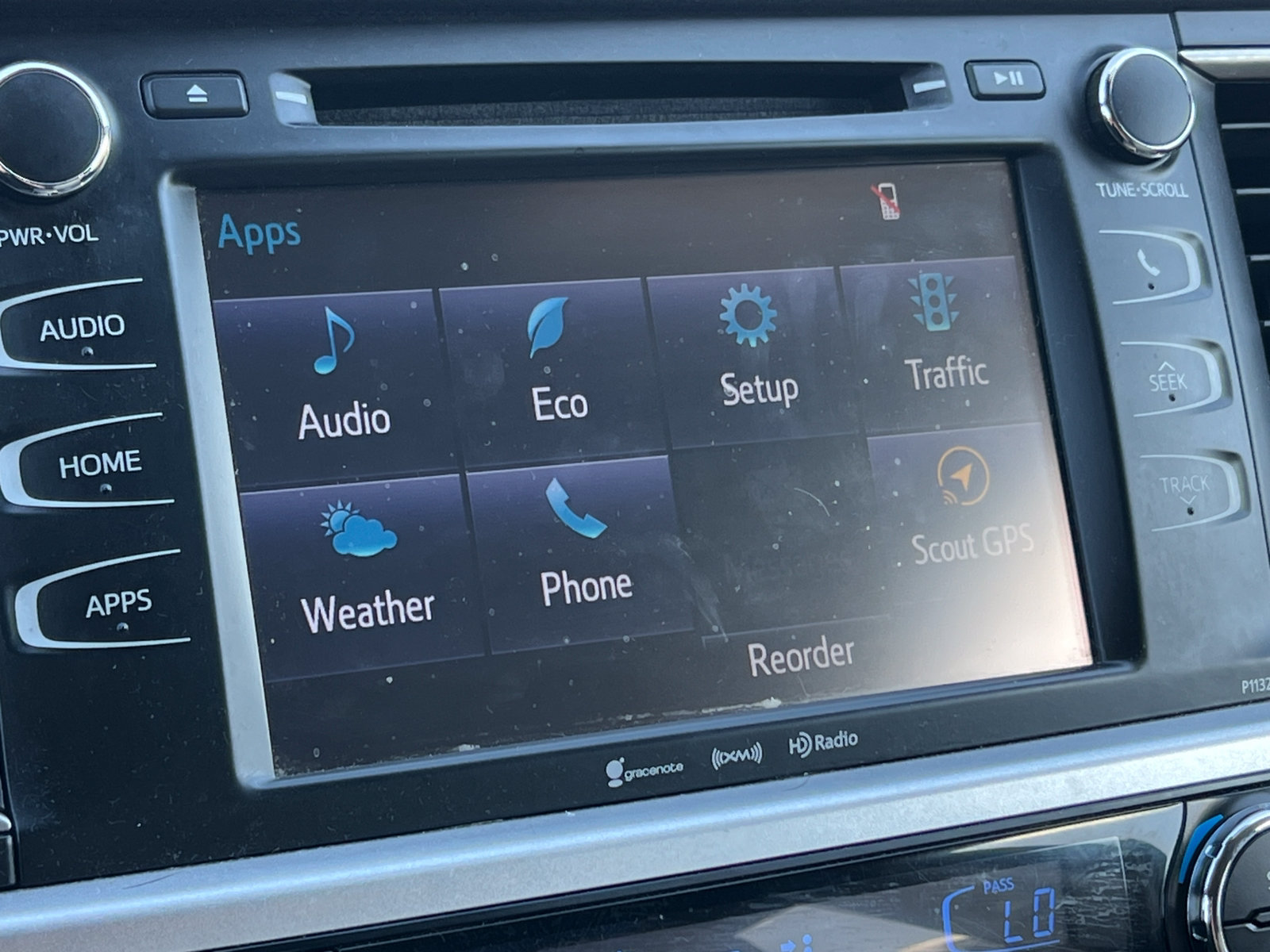 Used 2017 Toyota Highlander Plus AWD/4WD image 11