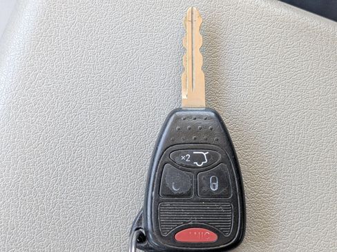 Used 2008 Jeep Liberty Sport w/ Popular Equipment Group AWD/4WD image 26