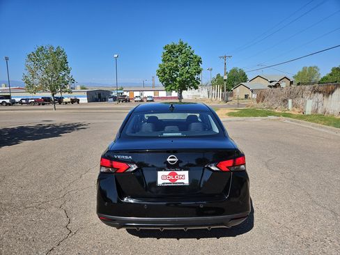 Used 2025 Nissan Versa SV FWD image 6
